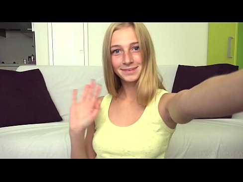 ❤️ Когда мне скучно, я лениво мастурбирую свою розовую писечку ❤️ Секс видео на 3dhentaix.ru ️